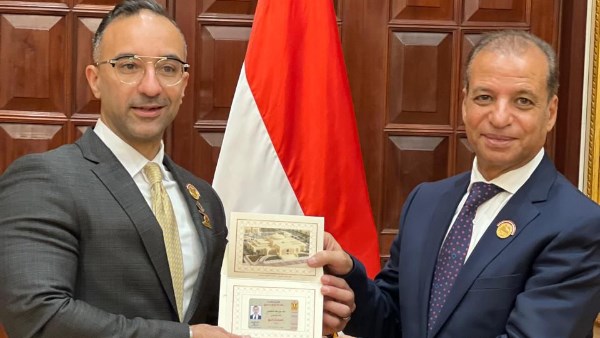 الحمامصي بعد تسلّم كارنيه الشيوخ: عضوية المجلس عهد جديد لخدمة الوطن والمواطن