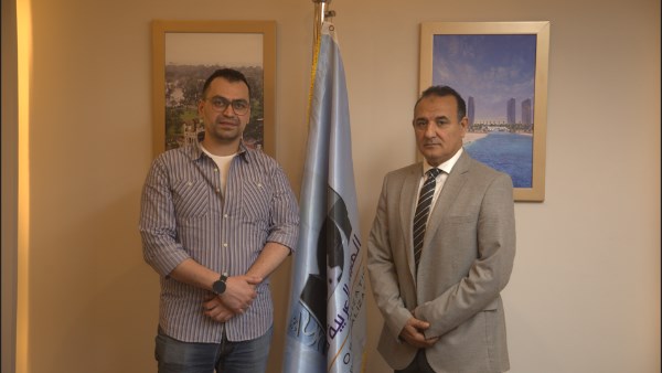 العميد حاتم محمد عبد الحميد مدير عام المدارس الفنية بالهيئة العربية للتصنيع مع محرر صدى البلد