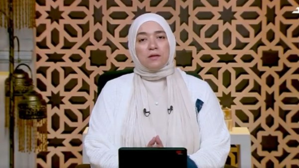 الدكتورة دينا أبو الخير، الداعية الإسلامية