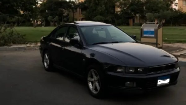 ميتسوبيشي لانسر موديل 1999