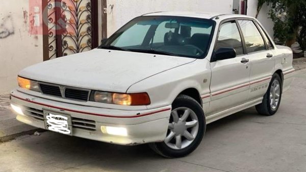ميتسوبيشي جالنت موديل 1992