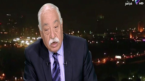  الكاتب أحمد الجمال