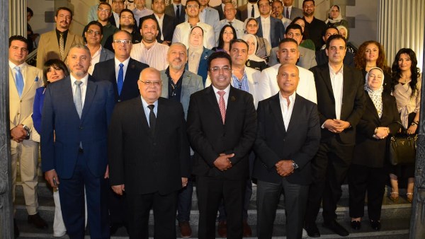 مصر القومي يشارك في ندوة "الانتخابات وبناء الأحزاب.. الطريق إلى حياة سياسية فاعلة"