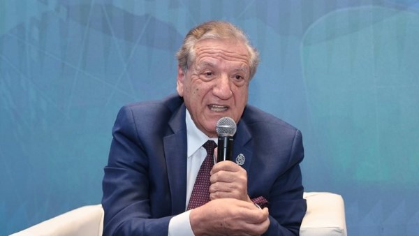 فخري الفقي ، رئيس لجنة الخطة والموازنة بالبرلمان 