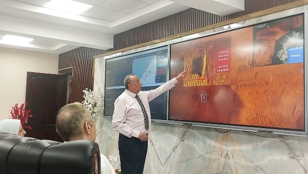 الدكتور عمرو زكريا 