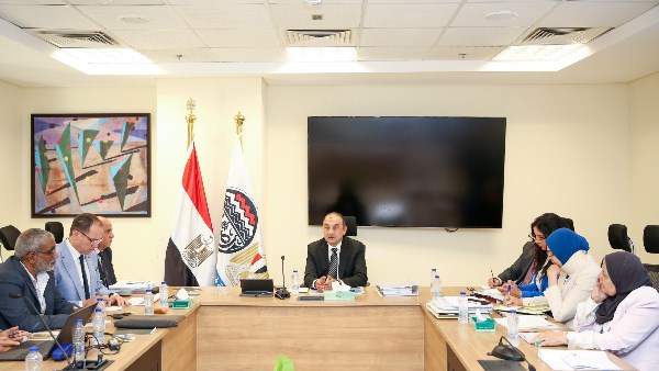 وزير قطاع الأعمال: التوسع في البرامج والخدمات السياحية بأعلى المستويات العالمية