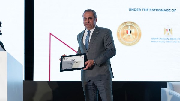 خالد عباس
