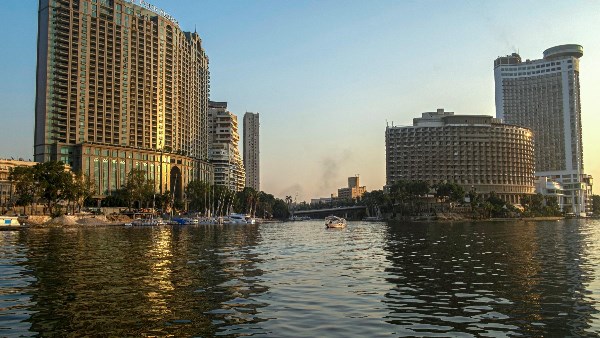 القطاع الخاص غير النفطي في مصر يواصل الانكماش للشهر السادس