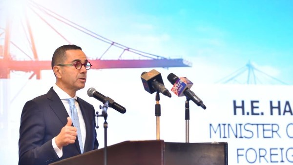 وزير الاستثمار 