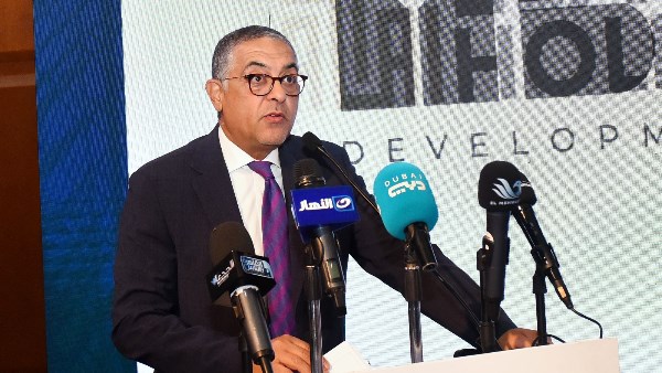 حسام هيبة رئيس الهيئة العامة للاستثمار والمناطق الحرة 