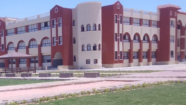 مدرسة تعليم أساسي بالمنيا الجديدة
