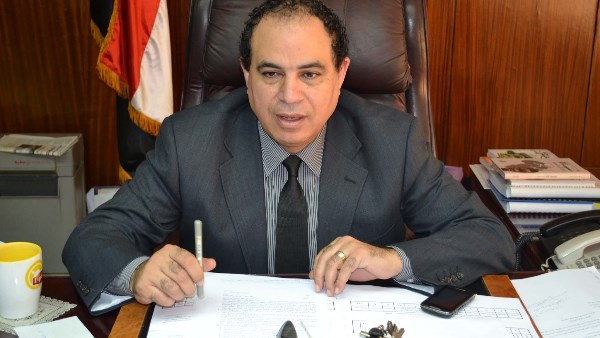 الدكتور أحمد مجاهد 