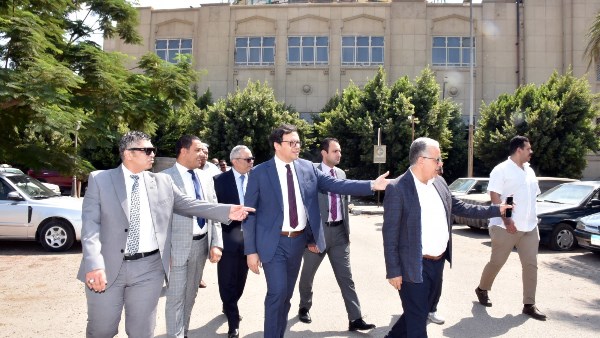 جولة وزير الثقافة 