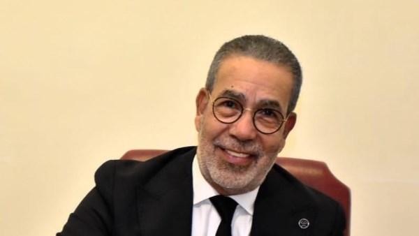 مدحت العدل