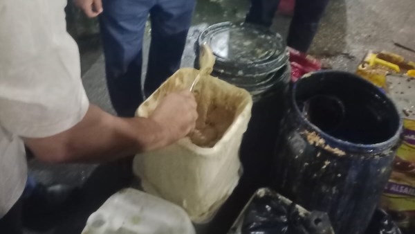 إعادة تعبئة الزيوت 