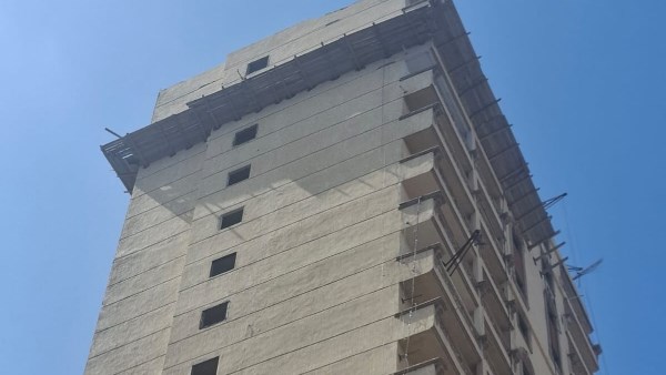 البرج المائل 