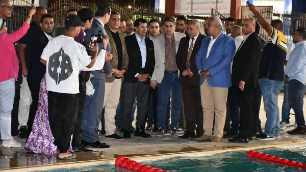وزير الشباب والرياضة ومحافظ الجيزة 