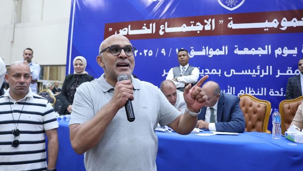 المستشار محمد الدمرداش رئيس نادي الزهور 
