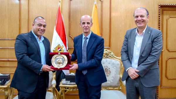 رئيس جامعة بني سويف يستقبل مدير مركز إبداع مصر الرقمية