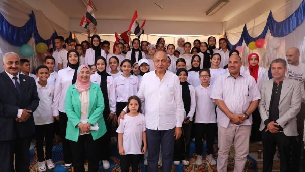 محافظ المنيا خلال الجوله 