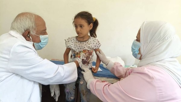 توقيع الكشف الطبي على المرضى 