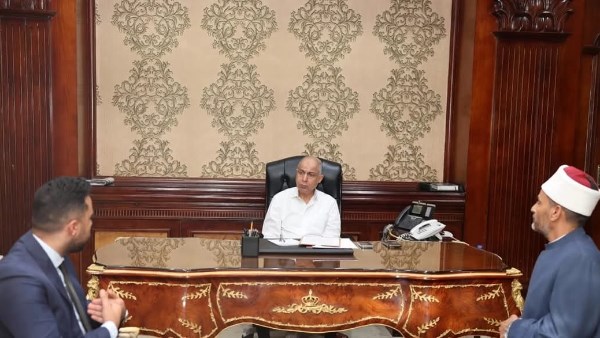 محافظ المنيا ووكيل وزارة الأوقاف 