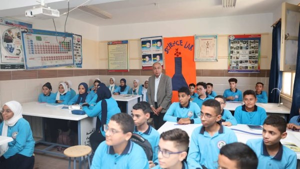موجز أخبار المنيا| انتظام الدراسة في 3251 مدرسة.. ومبنى الإدارة التعليمية ببني مزار جاهز