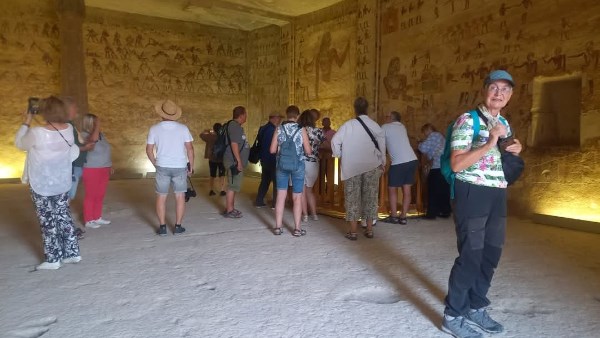 مع انطلاق الموسم الجديد.. توافد السياح على المناطق الأثرية بالمنيا