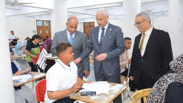جامعة أسيوط تعقد امتحانات المعادلة لطلاب التعليم الفني للعام 2025–2026