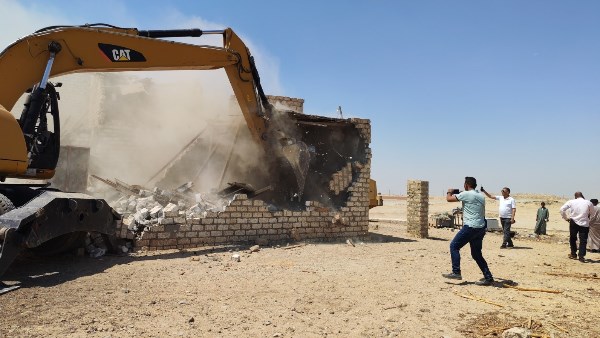 إزالة 33 حالة تعدي على الأراضي الزراعية وأملاك الدولة
