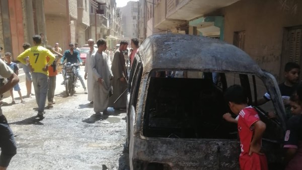 اندلاع حريق في سيارة بأسيوط