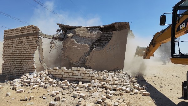 إزالة التعديات بأسيوط 