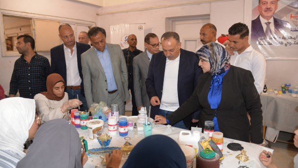 محافظ أسيوط يدشن مبادرة 