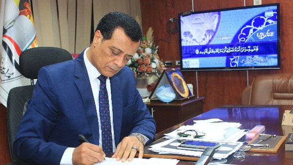 وكيل وزارة التربية والتعليم بمحافظة سوهاج
