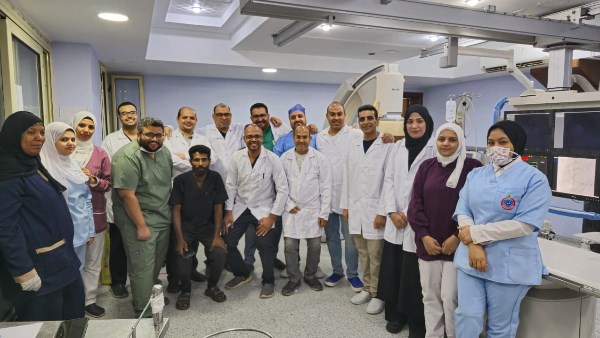 خلال عطلة رسمية.. إنقاذ حياة فتاة بقسطرة قلبية عاجلة في مستشفى قنا العام