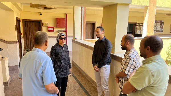 دعم وإرشاد أكاديمي للطلاب الجدد بجامعة الأقصر الأهلية