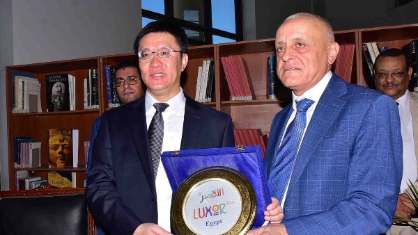 محافظ الأقصر يفتتح الحوار الدولي بين شباب مصر والصين حول التراث الثقافي