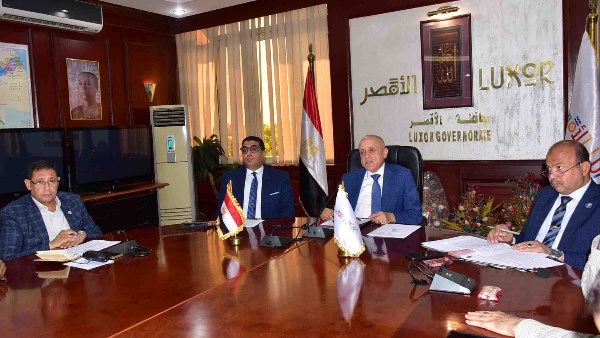 محافظ الأقصر يعقد اجتماعا لمتابعة ملف منظومة التقنين ويشدد على سرعة حسمه
