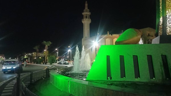 الأقصر تزين لاستقبال ملك وملكة اسبانيا