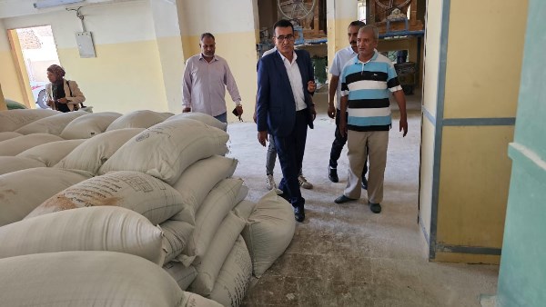 وكيل تموين الأقصر يتفقد مطحن الاتحاد ويشدد على جودة الخبز البلدي