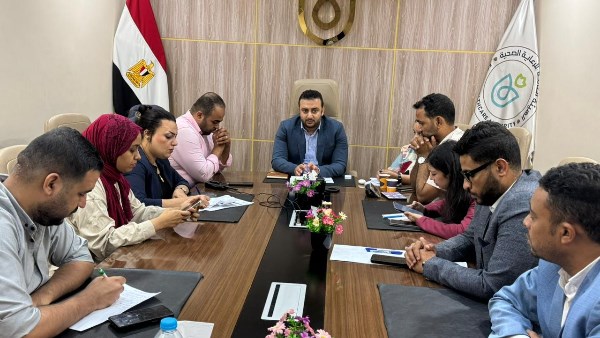 متابعة مستمرة لملف الدواء داخل منشآت هيئة الرعاية الصحية بالأقصر