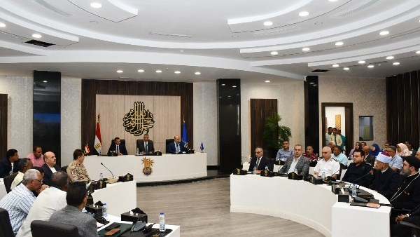 أخبار أسوان| تطورات ملف التقنين والتصالح.. والجامعة تستعد لبدء الدراسة