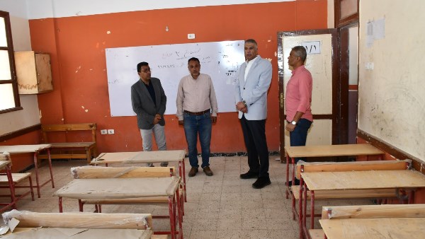 جولة محافظ أسوان