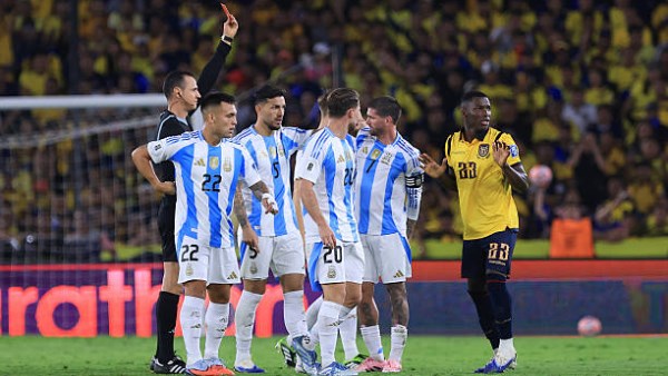 في غياب ميسي.. الأرجنتين تخسر أمام الإكوادور في تصفيات كأس العالم