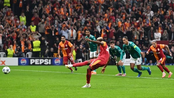 مباراة ليفربول وجالاتا سراي