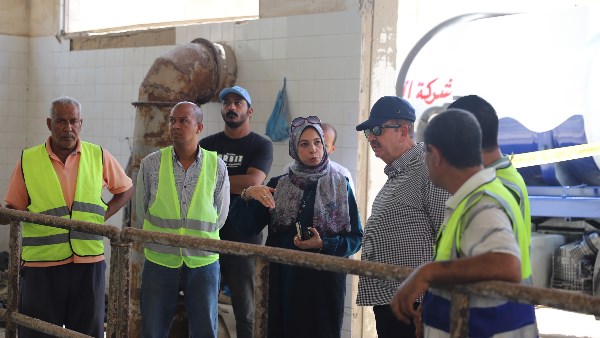 جولة تفقدية لرئيس شركة الصرف الصحي بالاسكندرية