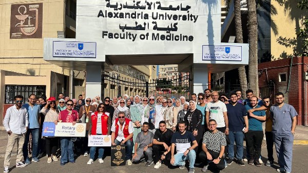 انطلاق أولى القوافل الطبية لجامعة الإسكندرية