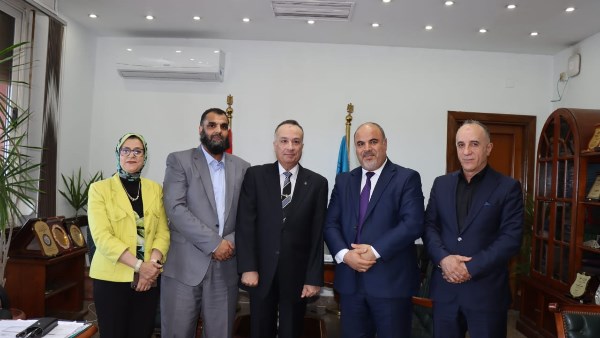 وفد ليبي بجامعة الإسكندرية