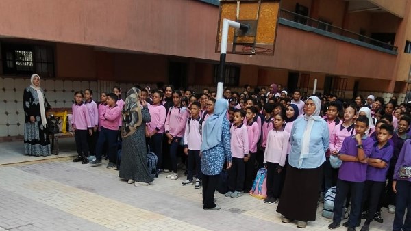 صورة من داخل المدرسة
