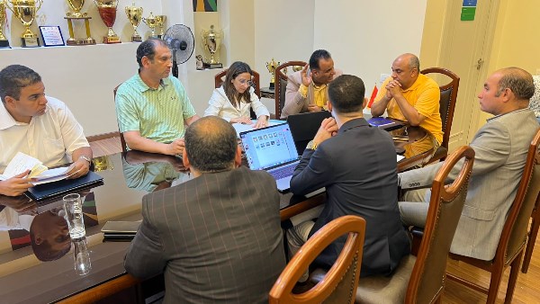 اللجنة البارالمبية تطمئن على استعدادات بطولة العالم لرفع الأثقال